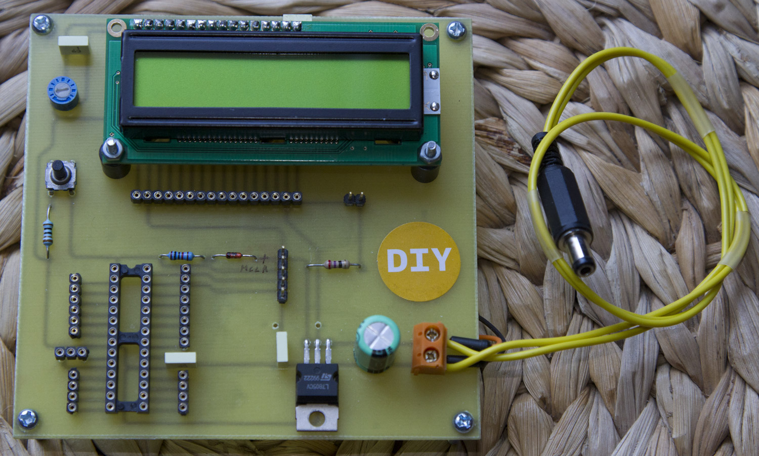 LCD Demo board for PIC